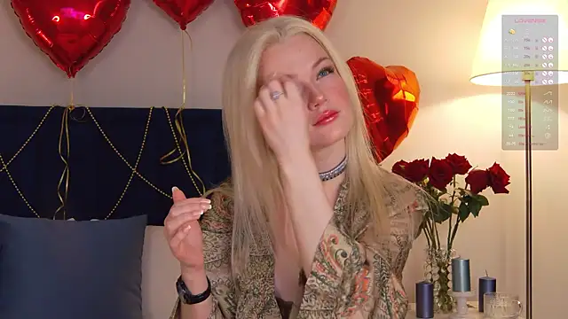 Snapshot of MilaDemies chatting on 01-06-25, 01:09 MilaDemies online show from 01-06-25, 01:09