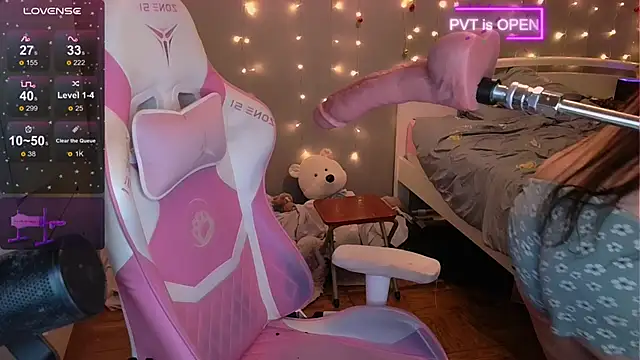 Snapshot of og_maddison chatting on 01-09-25, 02:11 og maddison online show from 01-09-25, 02:11