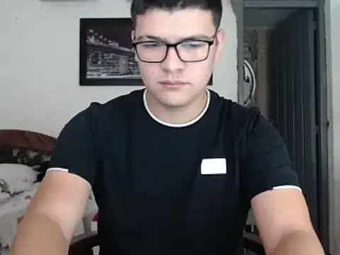 Snapshot of Plug_Control chatting on 03-13-25, 01:07 Plug Control online show from 03-13-25, 01:07