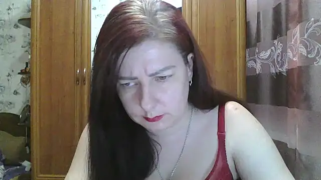 Snapshot of SophieNightAh chatting on 01-26-25, 06:37 SophieNightAh online show from 01-26-25, 06:37