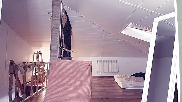 Meowroslava online show from 03-21-26, 10:42