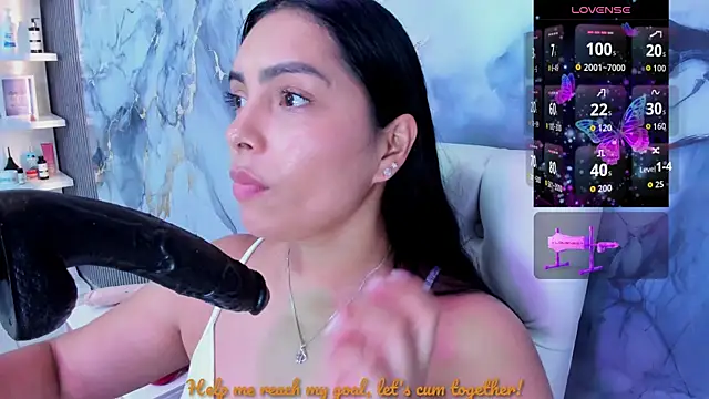 Snapshot of evelinn_belen chatting on 06-27-26, 12:55 evelinn belen online show from 06-27-26, 12:55