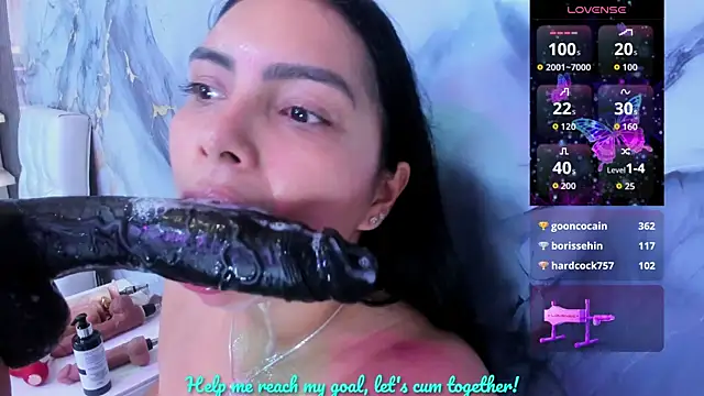 Snapshot of evelinn_belen chatting on 06-30-26, 12:44 evelinn belen online show from 06-30-26, 12:44