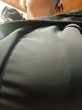 lia mariana online show from 03-21-26, 04:50