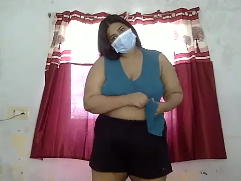 Snapshot of cutelady65 chatting on 09-26-25, 07:01 cutelady65 online show from 09-26-25, 07:01