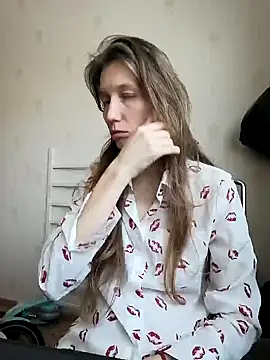 Snapshot of CatFerae chatting on 01-18-25, 09:24 CatFerae online show from 01-18-25, 09:24