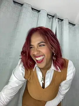 Snapshot of Mery_sex chatting on 01-01-25, 05:43 Mery sex online show from 01-01-25, 05:43