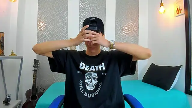 Nikolay Gregori online show from 03-05-25, 04:56