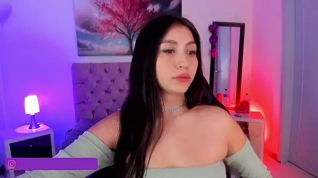 Julianaa Castro  online show from 03-04-25, 11:51