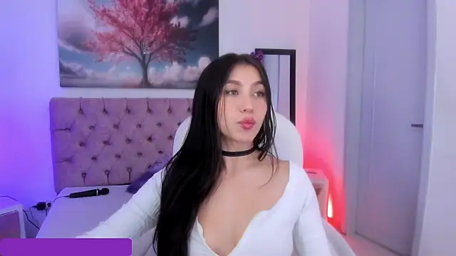 Julianaa Castro  online show from 03-20-25, 11:49