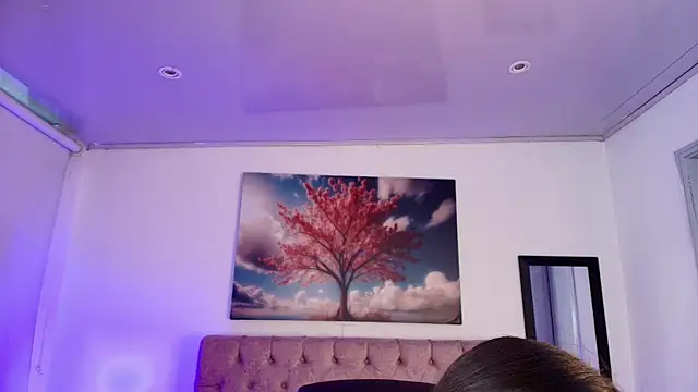 Julianaa Castro  online show from 02-12-26, 11:38