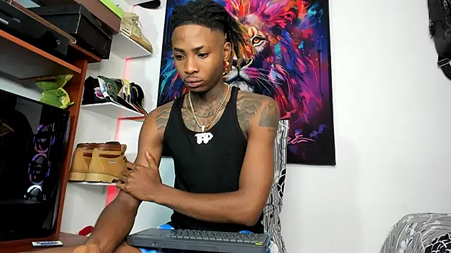 Snapshot of Pantera_black_21 chatting on 02-24-25, 10:04 Pantera black 21 online show from 02-24-25, 10:04