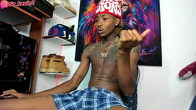 Snapshot of Pantera_black_21 chatting on 03-18-25, 12:47 Pantera black 21 online show from 03-18-25, 12:47