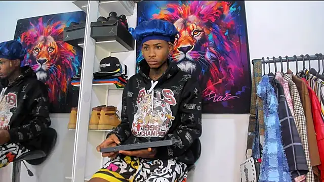 Snapshot of Pantera_black_21 chatting on 10-12-25, 11:09 Pantera black 21 online show from 10-12-25, 11:09