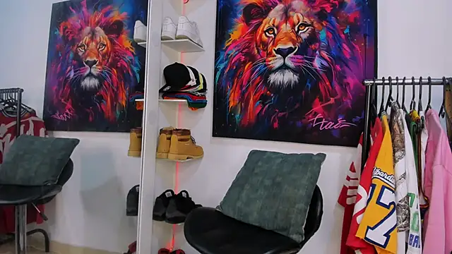 Snapshot of Pantera_black_21 chatting on 01-06-26, 06:39 Pantera black 21 online show from 01-06-26, 06:39