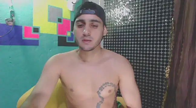 Snapshot of xxxxhotxoxo chatting on 02-14-25, 06:45 xxxxhotxoxo online show from 02-14-25, 06:45