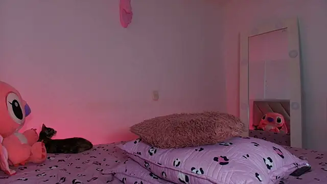 emy colee online show from 02-20-26, 09:37