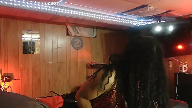 Tsnitra online show from 10-20-25, 08:15