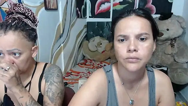 Snapshot of manzanahot9 chatting on 02-28-26, 06:42 manzanahot9 online show from 02-28-26, 06:42