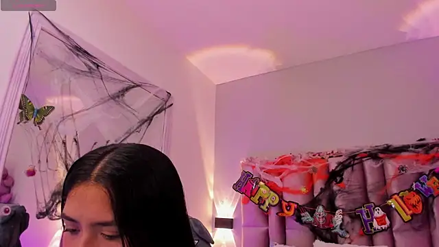 Snapshot of NikyBrookss chatting on 10-26-25, 12:00 NikyBrookss online show from 10-26-25, 12:00