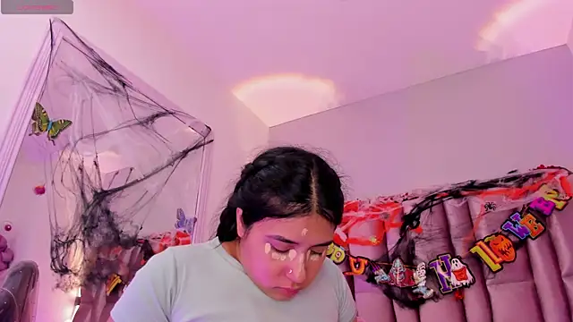 Snapshot of NikyBrookss chatting on 10-29-25, 10:50 NikyBrookss online show from 10-29-25, 10:50