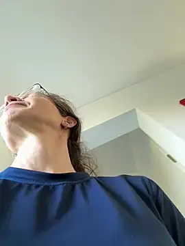 Snapshot of AnnikaRose chatting on 03-06-25, 11:36 AnnikaRose online show from 03-06-25, 11:36