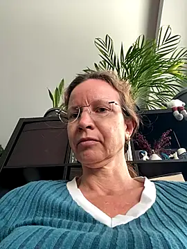 Snapshot of AnnikaRose chatting on 09-24-25, 06:06 AnnikaRose online show from 09-24-25, 06:06