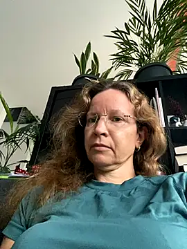 Snapshot of AnnikaRose chatting on 09-26-25, 06:06 AnnikaRose online show from 09-26-25, 06:06