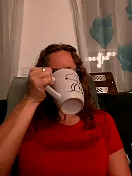 Snapshot of AnnikaRose chatting on 11-06-25, 06:47 AnnikaRose online show from 11-06-25, 06:47