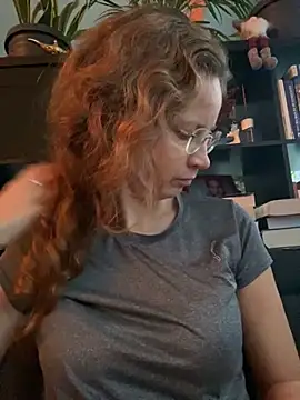 Snapshot of AnnikaRose chatting on 11-10-25, 06:45 AnnikaRose online show from 11-10-25, 06:45