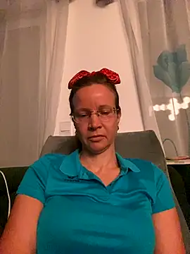 Snapshot of AnnikaRose chatting on 11-27-25, 06:48 AnnikaRose online show from 11-27-25, 06:48