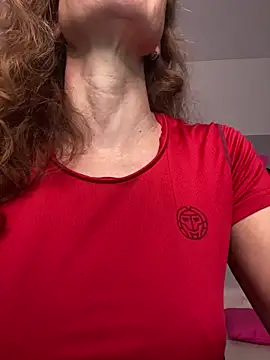 Snapshot of AnnikaRose chatting on 12-14-25, 06:30 AnnikaRose online show from 12-14-25, 06:30