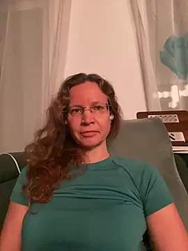 Snapshot of AnnikaRose chatting on 01-15-26, 06:51 AnnikaRose online show from 01-15-26, 06:51