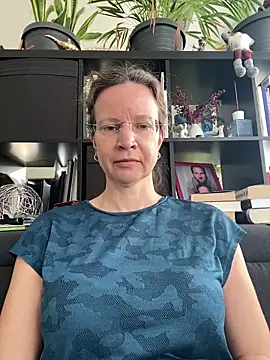 AnnikaRose online show from 03-05-26, 07:48