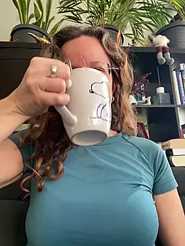 AnnikaRose online show from 03-06-26, 06:54