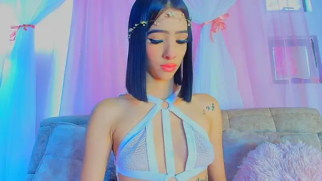 liccy hall online show from 03-18-26, 01:58