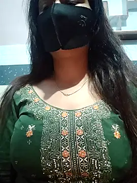 Aishwaryaa 69 online show from 02-10-25, 07:26