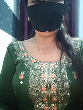 Aishwaryaa 69 online show from 03-03-25, 11:44