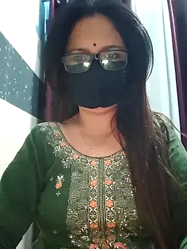 Aishwaryaa 69 online show from 03-12-25, 01:36