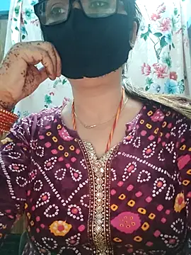 Aishwaryaa 69 online show from 10-15-25, 04:01