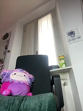 giuli zerozero online show from 02-11-25, 02:02