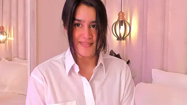 Snapshot of bonniekim_ chatting on 02-16-25, 09:05 bonniekim online show from 02-16-25, 09:05