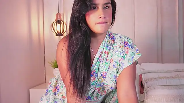 Snapshot of bonniekim_ chatting on 09-12-25, 07:36 bonniekim online show from 09-12-25, 07:36