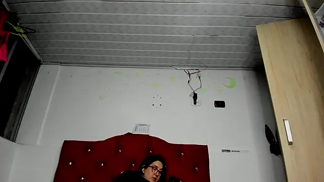 Sweet-Suck69 online show from 03-13-25, 04:49