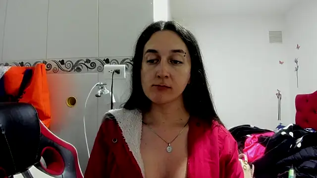 Sweet-Suck69 online show from 06-02-26, 04:36