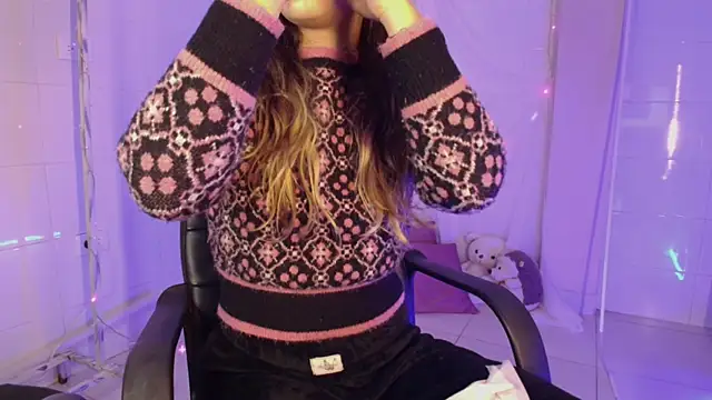 Giia paiige18 online show from 10-04-25, 12:19