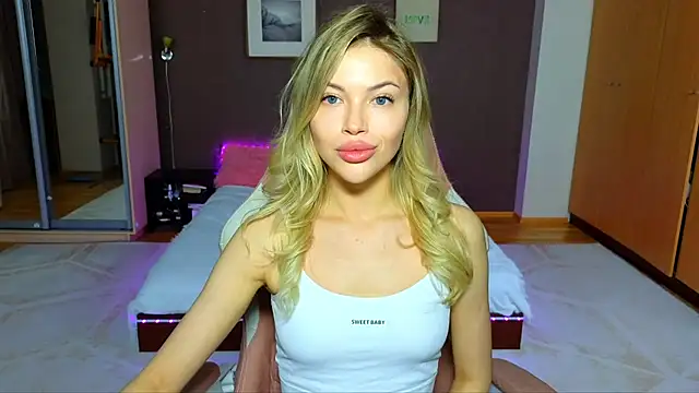 EmmyMills online show from 02-13-25, 09:27