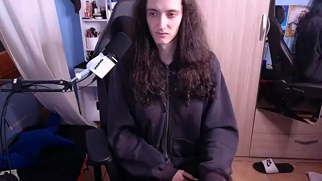 Snapshot of MemiKouki chatting on 01-27-25, 05:37 MemiKouki online show from 01-27-25, 05:37