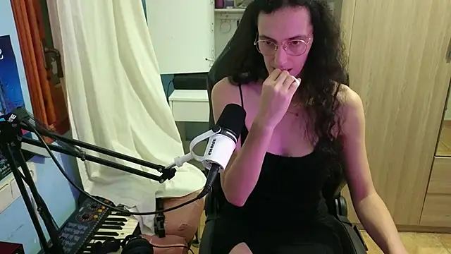 MemiKouki online show from 05-12-26, 08:50