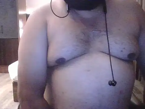 Hunk-Hand6 online show from 10-09-25, 02:04